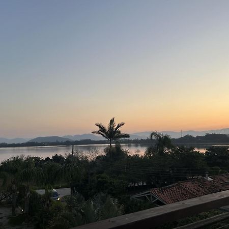 프라이아도로사 Ibiraquera Life 빌라 외부 사진